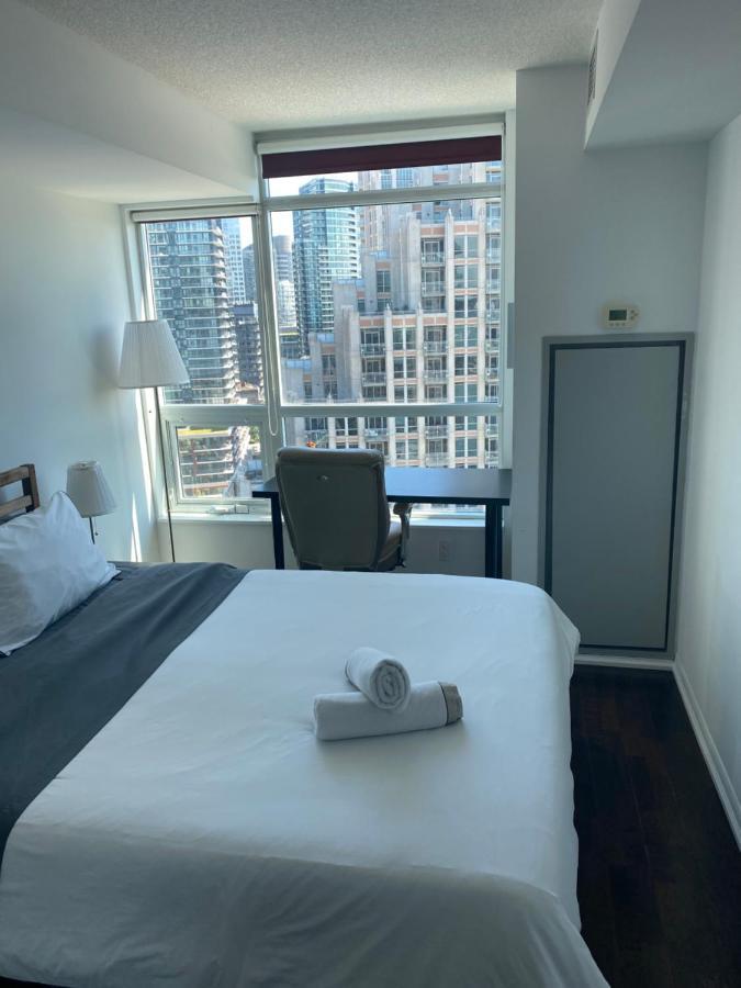 شقة Downtown Toronto+Free Parking+Cn Tower View المظهر الخارجي الصورة